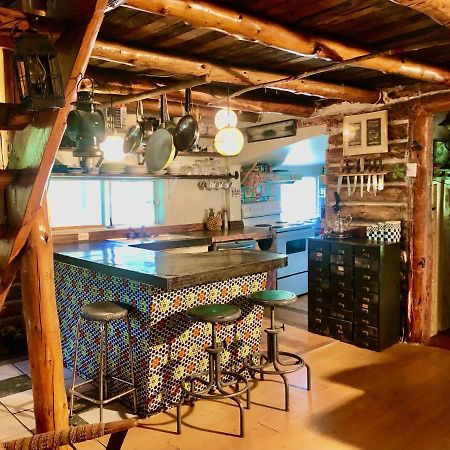Chalet En Bois Rond Mauricie Saint-Alexis-des-Monts Luaran gambar