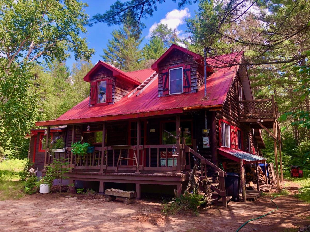 Chalet En Bois Rond Mauricie Saint-Alexis-des-Monts Luaran gambar
