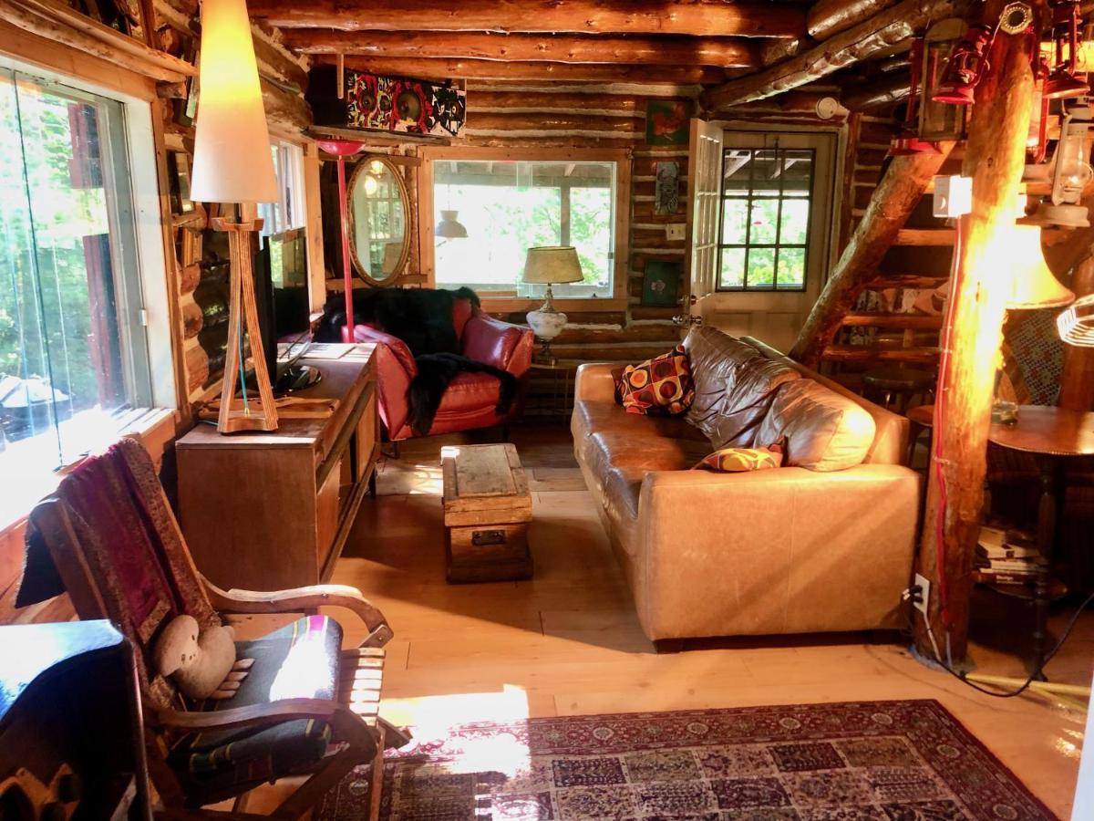 Chalet En Bois Rond Mauricie Saint-Alexis-des-Monts Luaran gambar